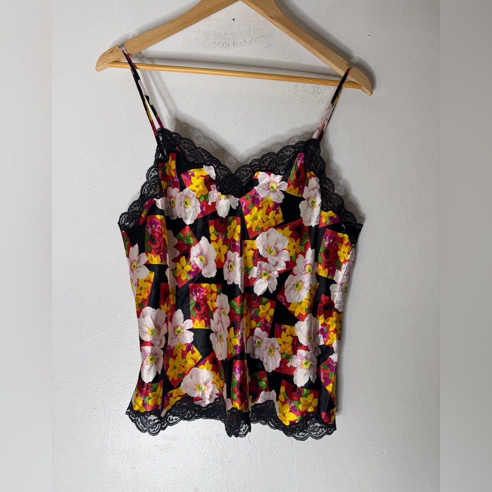 Delicates Medium‎ Satin Floral Camisole Top